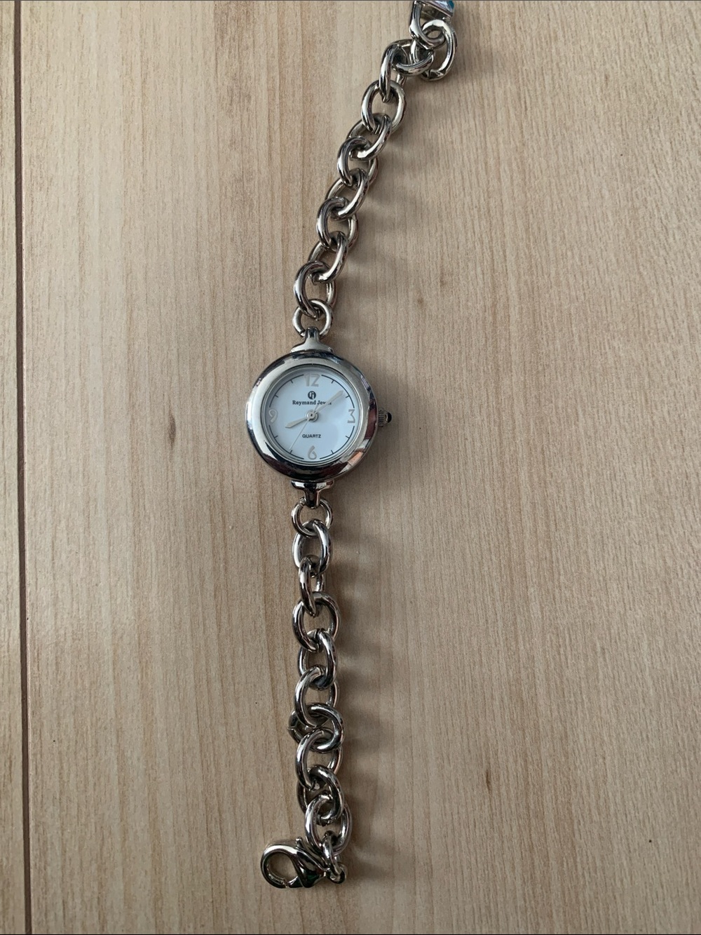 Women’s Chain-Link Bracelet Watch - White Dial